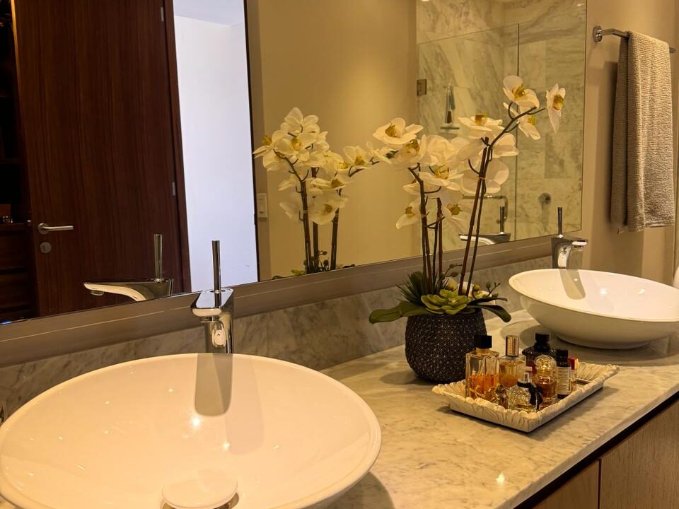 027ff13d-13b5-432c-ac0d-48589fe60776